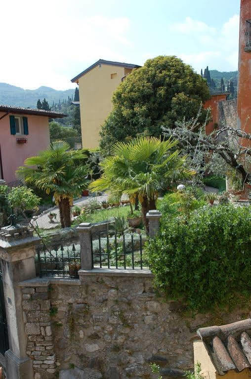Locanda Agli Angeli Gardone Riviera Exterior photo